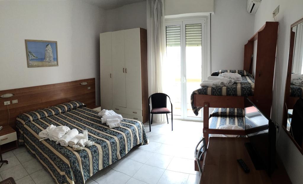 Hotel Acapulco Viserbella di Rimini Dış mekan fotoğraf