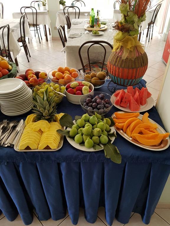 Hotel Acapulco Viserbella di Rimini Dış mekan fotoğraf