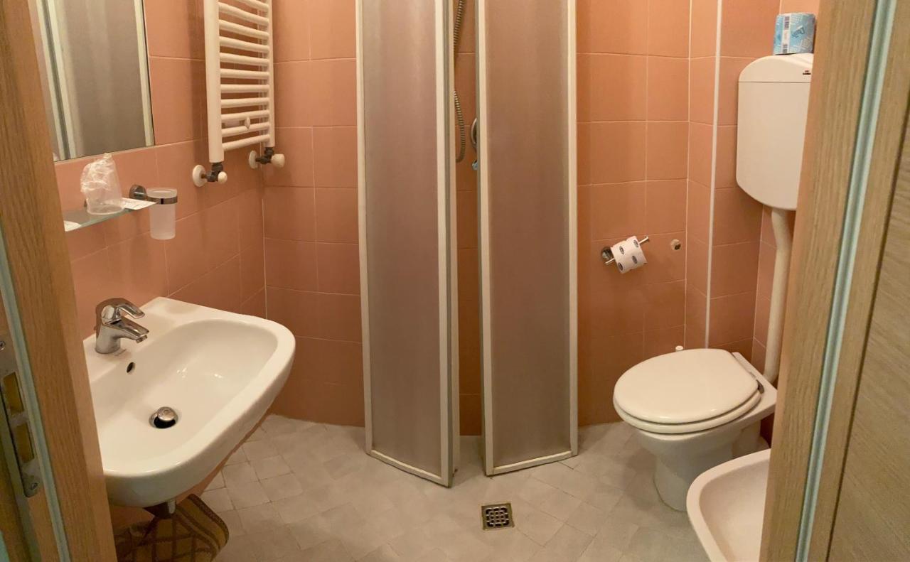 Hotel Acapulco Viserbella di Rimini Dış mekan fotoğraf