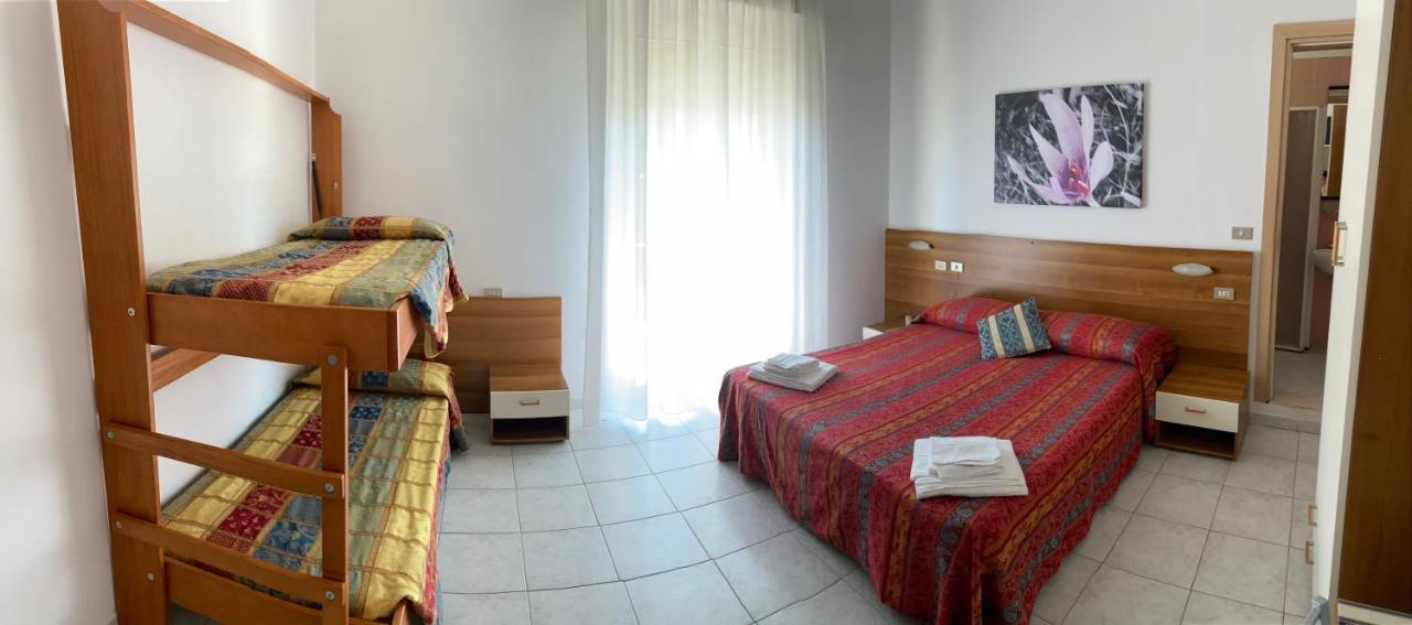 Hotel Acapulco Viserbella di Rimini Dış mekan fotoğraf